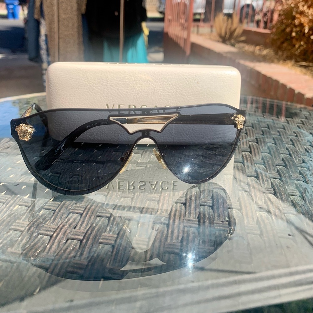 COPY - Black Versace Sunglasses